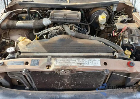 2001 Dodge Ram 1500 из США, поврежденный, VIN 3B7HC12Y21G175026